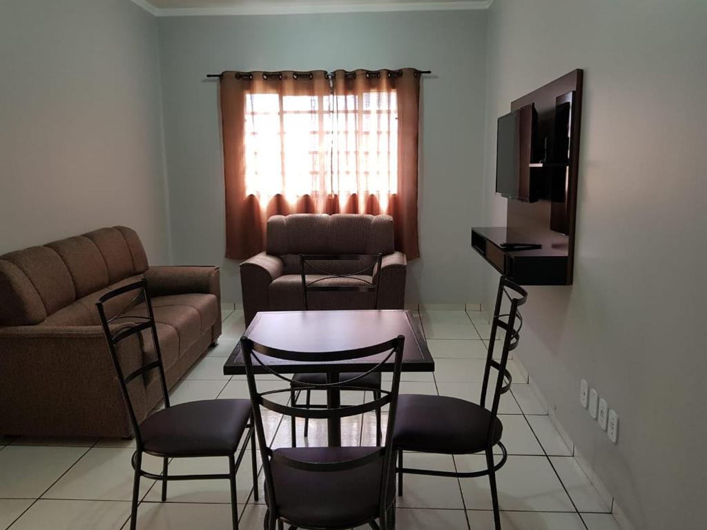  Del Rey Guest Flat