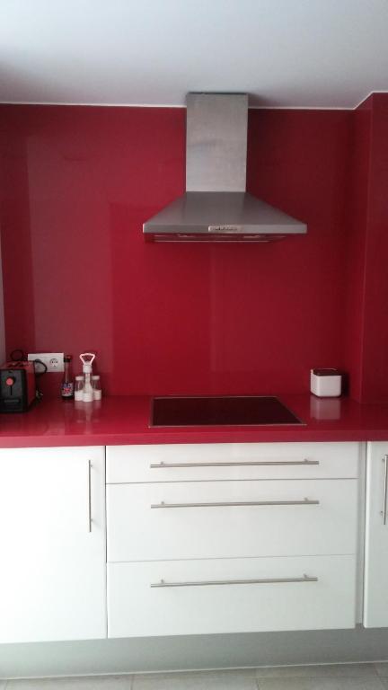 A kitchen or kitchenette at casa remei