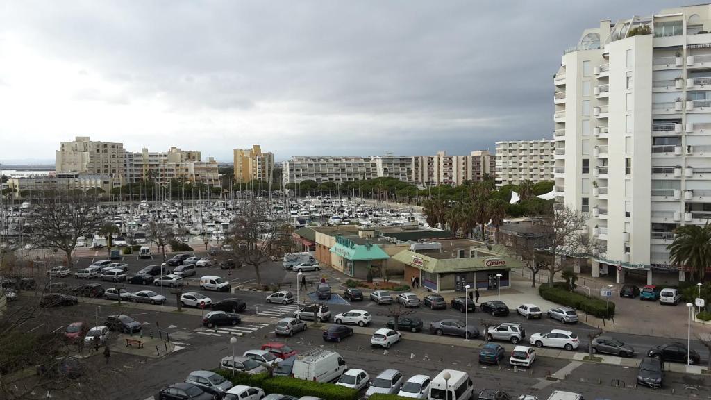 Parkings à Carnon