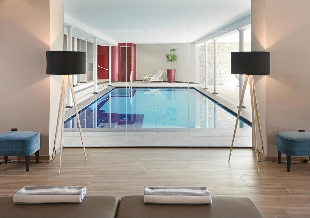 Bazén v ubytování Hotel Das Stachelburg nebo v jeho okolí