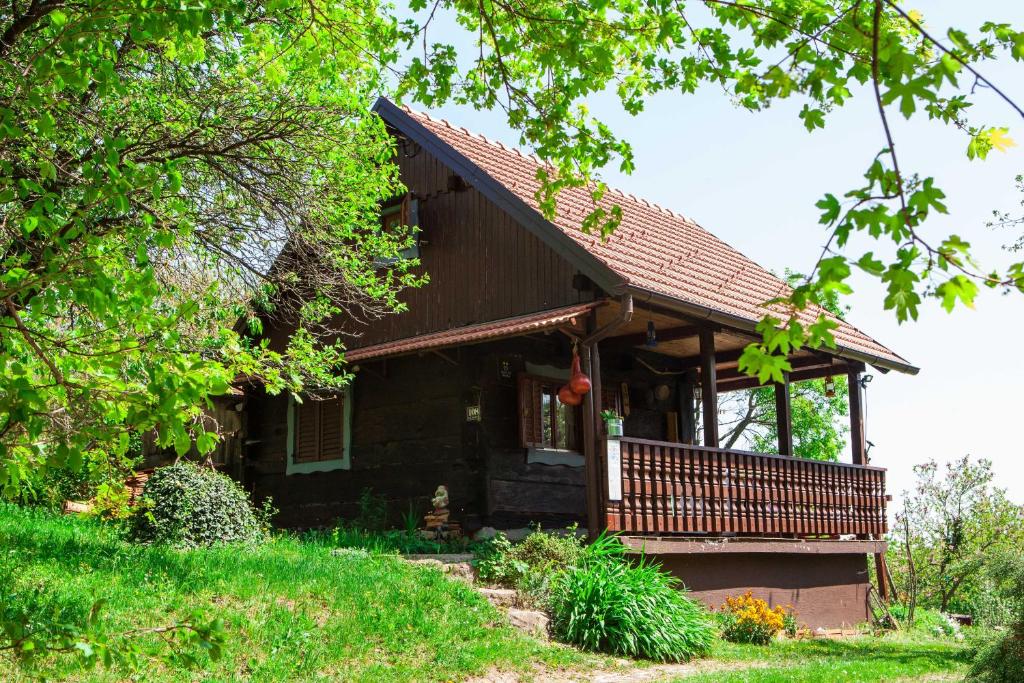 Vrt u objektu Na Okić - a private forest oasis