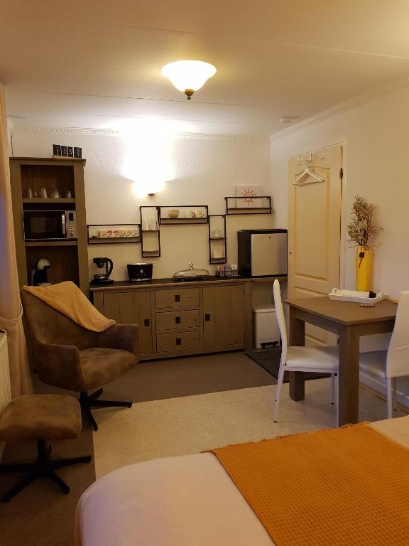 B&B Usselo Klein, fijn en uniek! - Comfort Quadruple Room