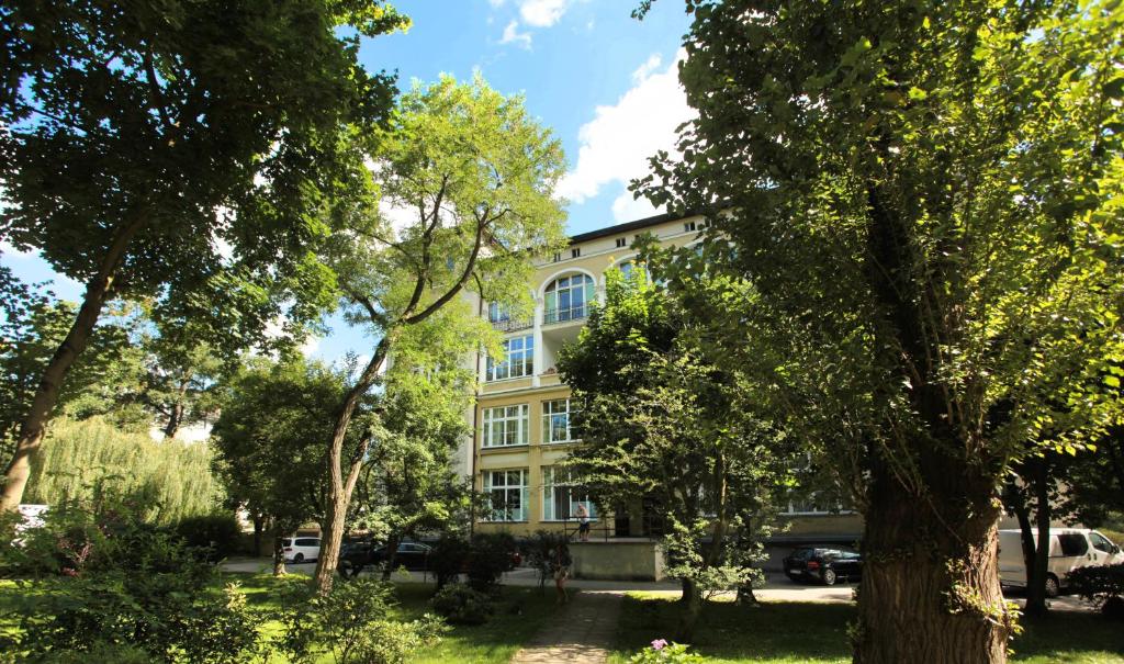 Budova, v ktorej sa apartmán nachádza
