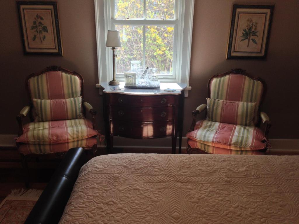 Old Ivy Walk - Sala Queen