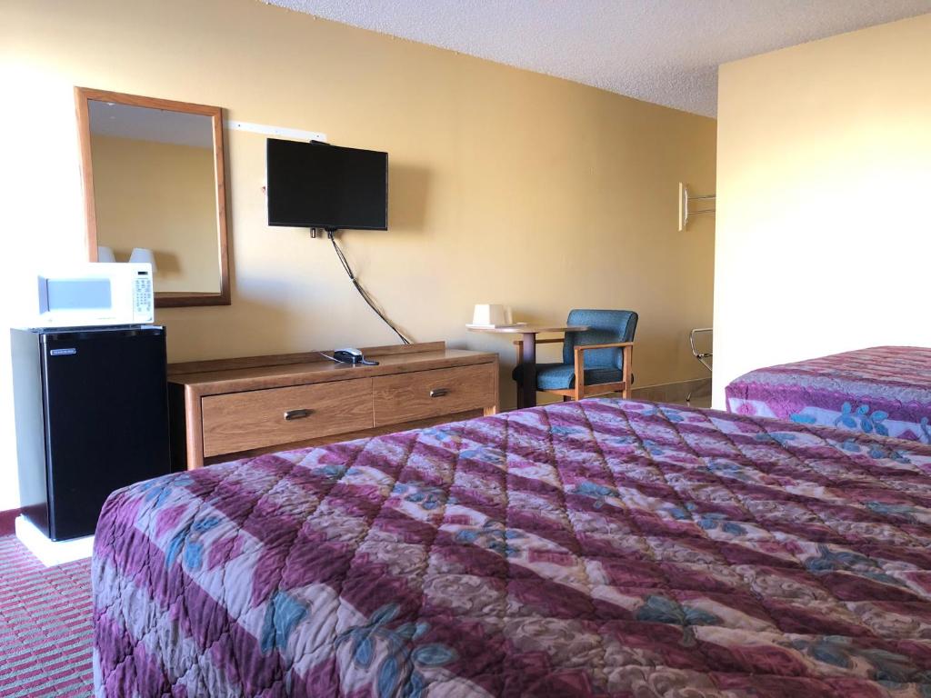 Deluxe Inn Motel - Habitación Queen Con Dos Camas Queen
