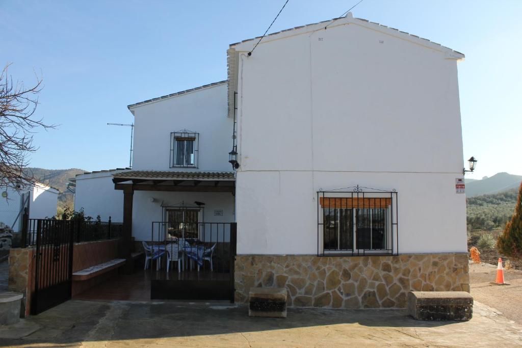 Huerta Espinar - Casa rural con piscina privada en el centro ...