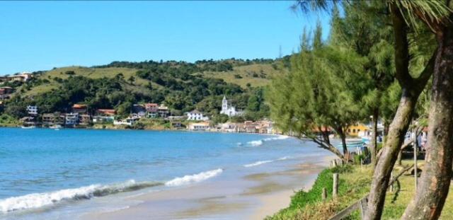  Casa com piscina Garopaba