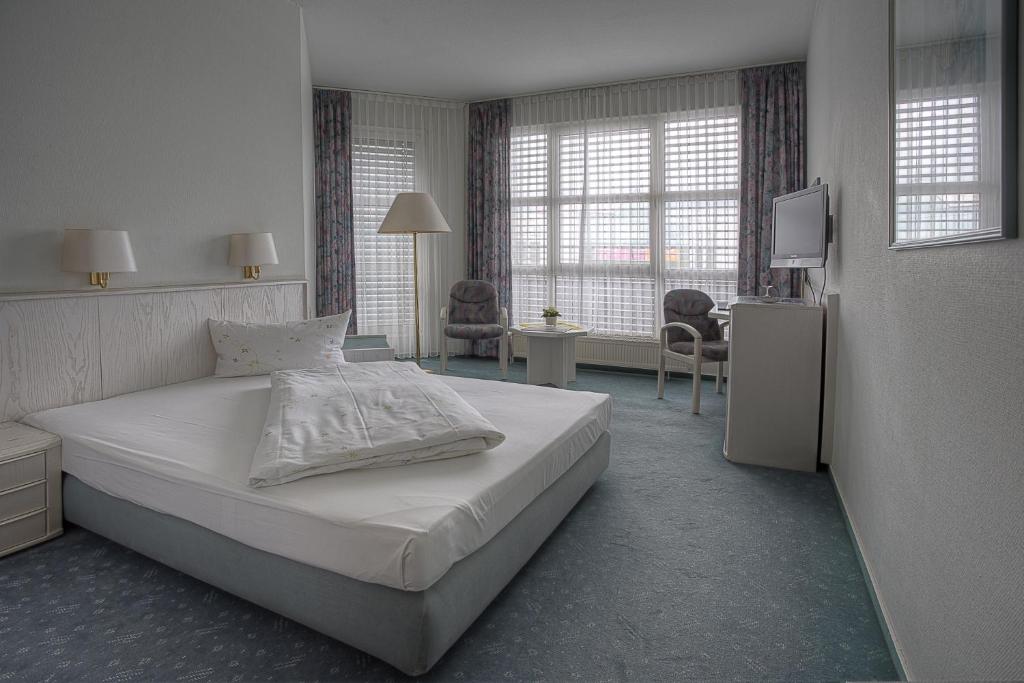 Euro Park Hotel Hennef - Standard Single Room