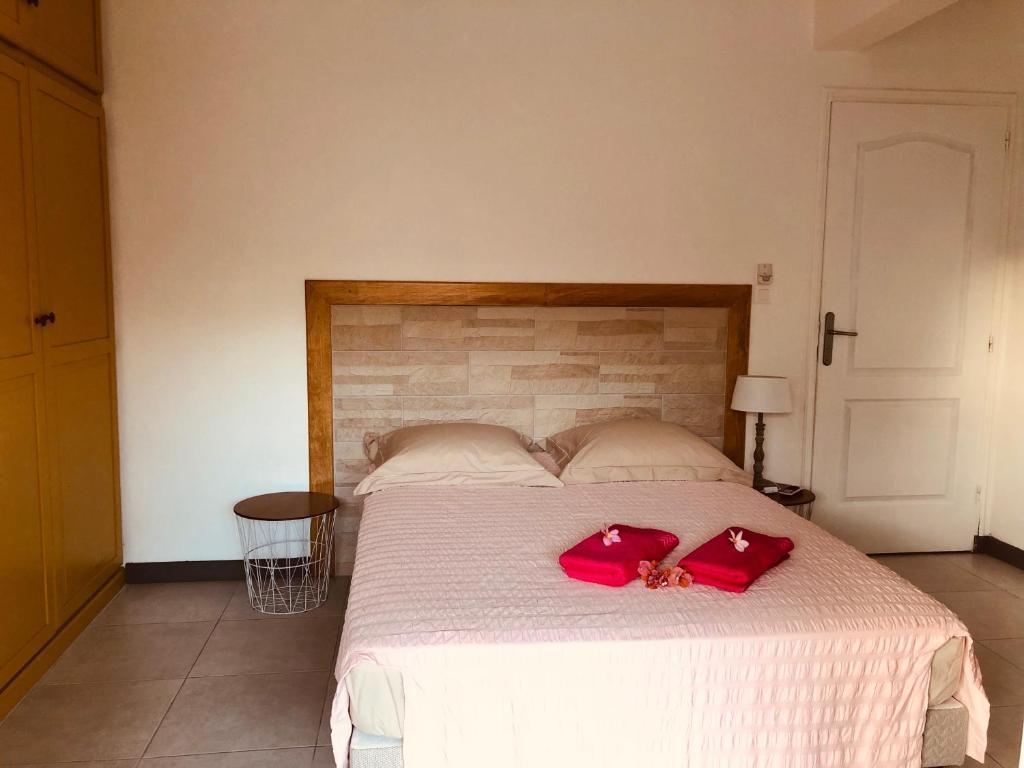 La Villa Maé - Double Room With Private External Bathroom
