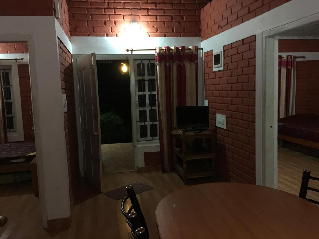 TV a/nebo společenská místnost v ubytování Marsim Holiday Resort