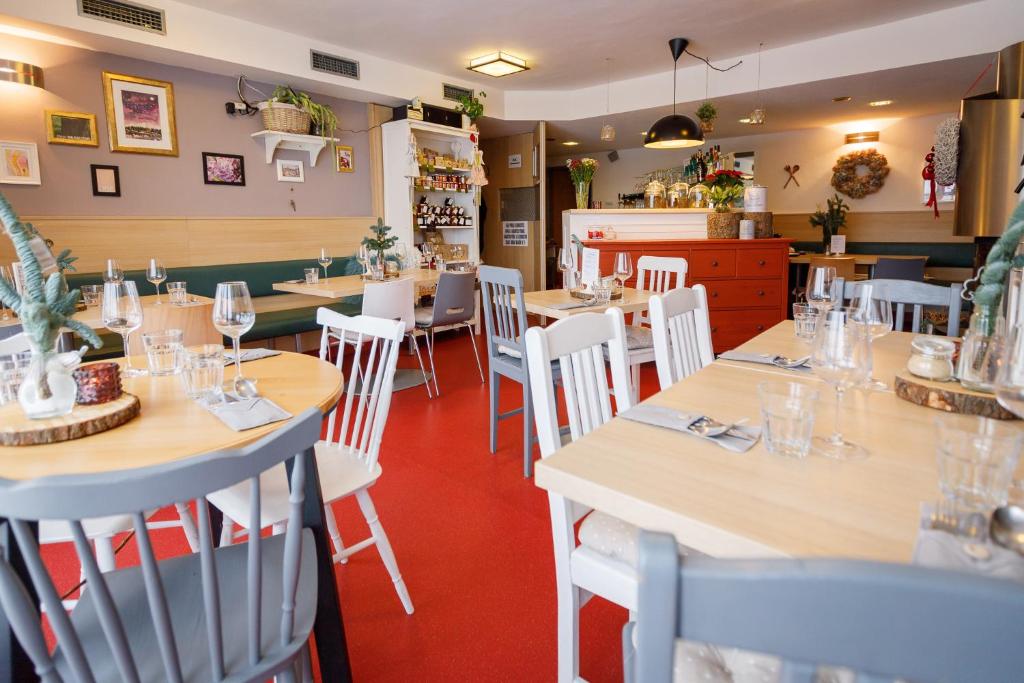 Restaurace v ubytování Penzion Rak Wellness