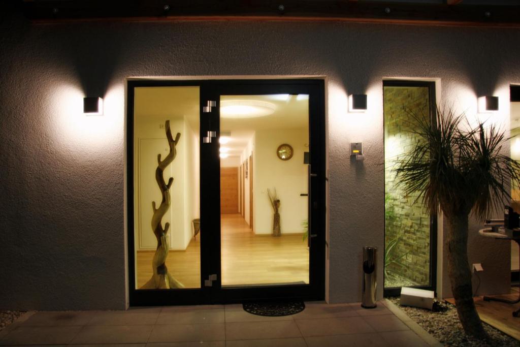 Bed & Breakfast - 13