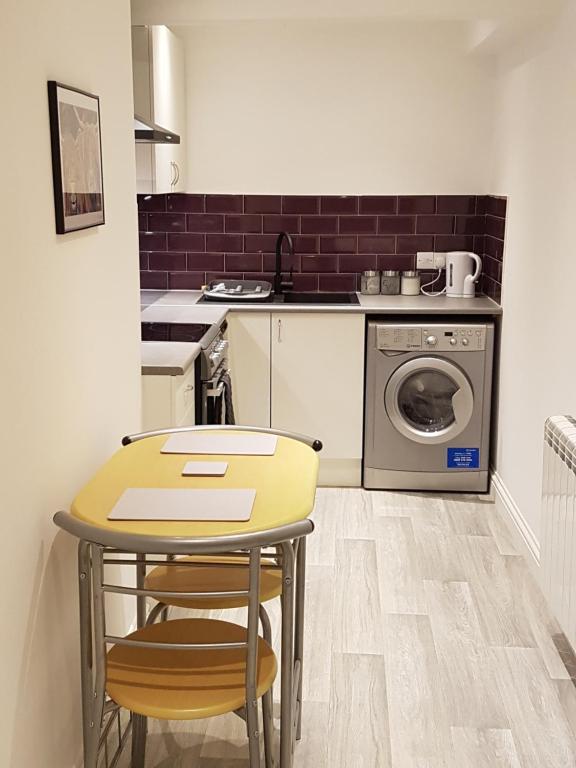 Leckhampton Road Apartments - Cheltenham - Monolocale