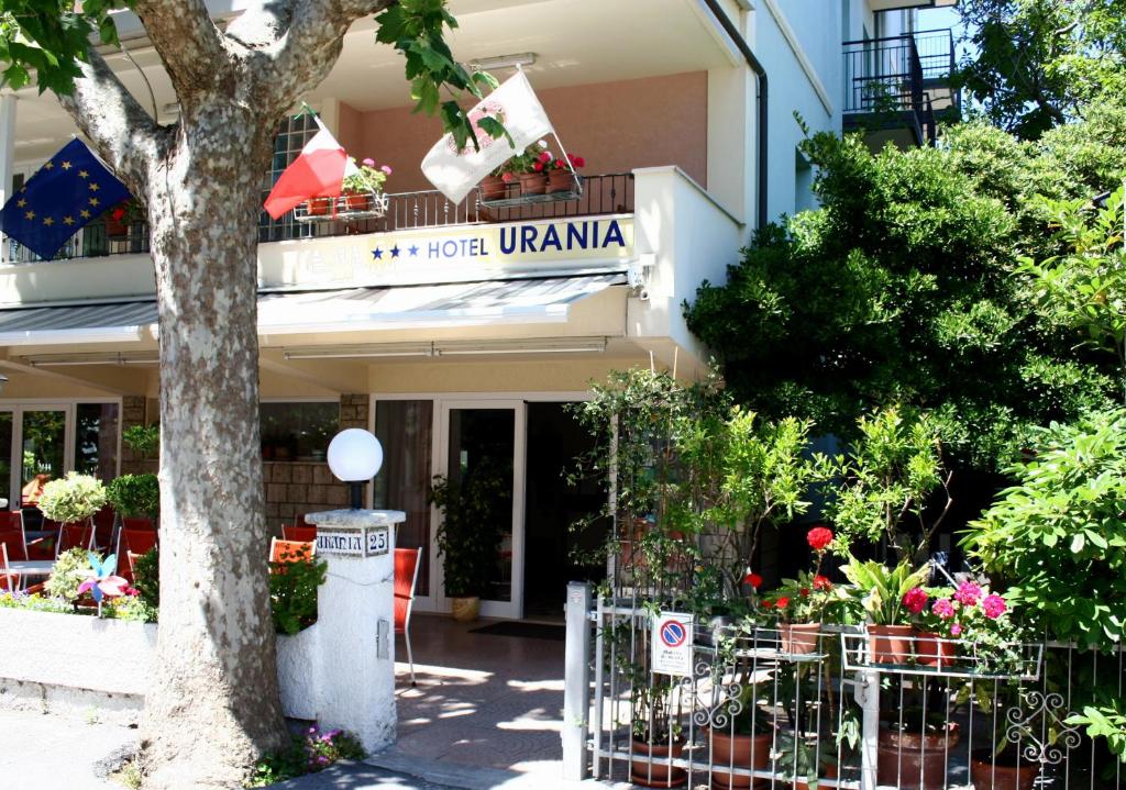Hotel Urania Nuova Gestione - Resim 1