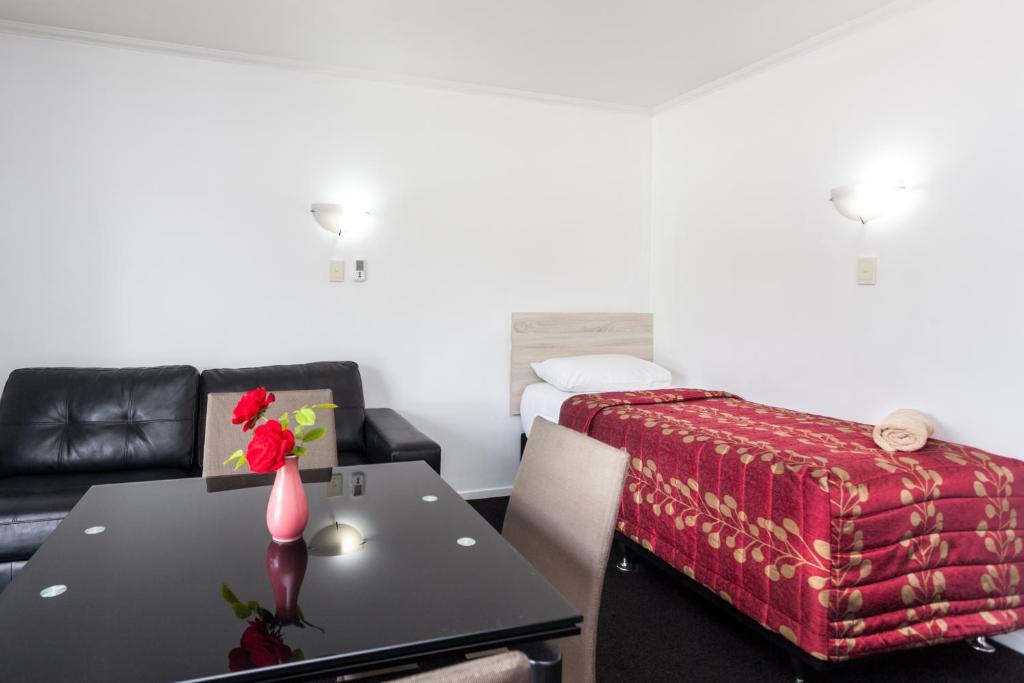 Rose Court Motel - Resim 38