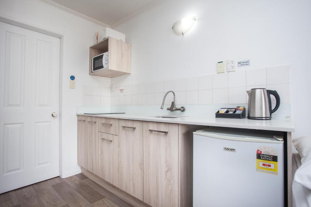 Rose Court Motel - Resim 40