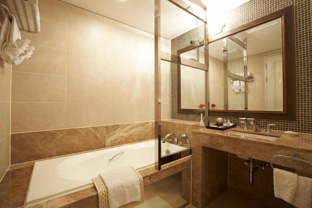 Koupelna v ubytování Haeundae Centum Hotel