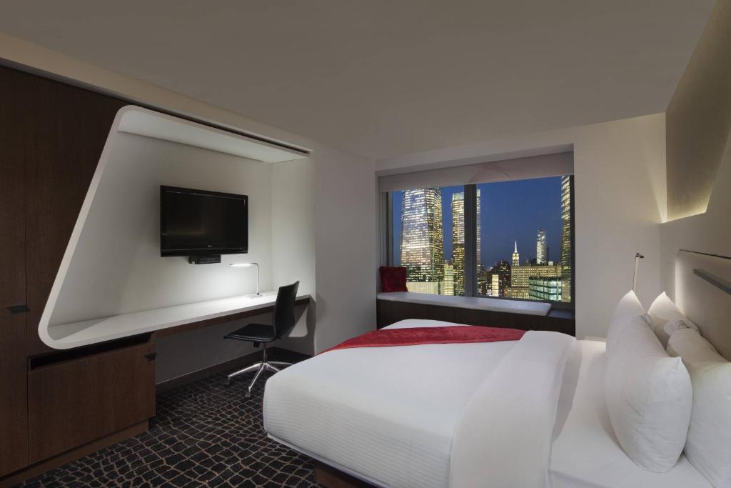 The Washington by LuxUrban - King Room - Non-Smoking