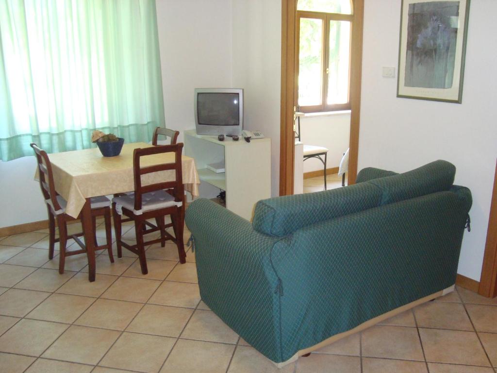 Residence Bizzoni - Small One-Bedroom Apartment