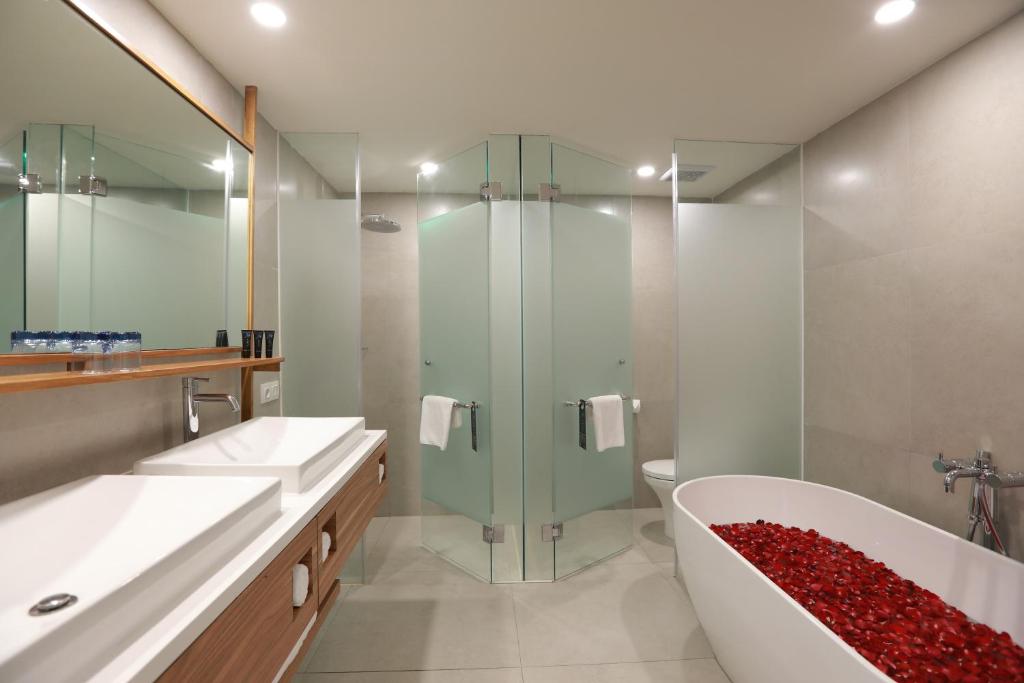 Vannituba majutusasutuses ILLIRA Hotel Banyuwangi