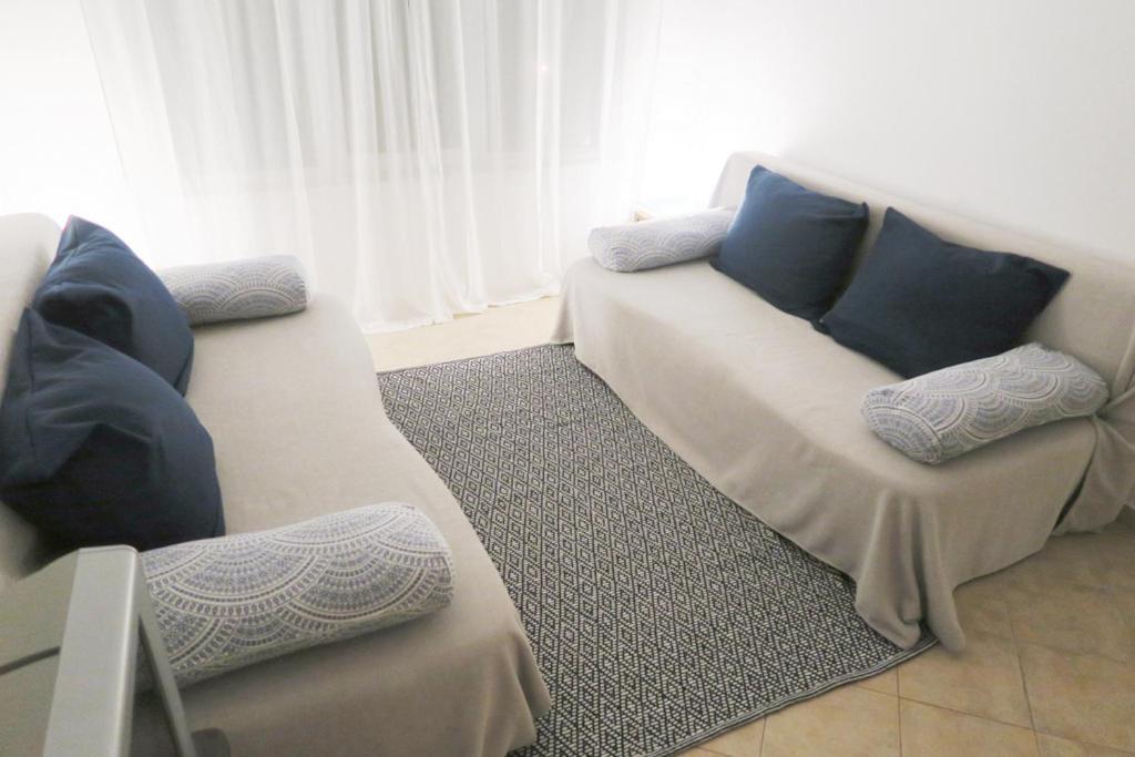 A seating area at Apartament Rose