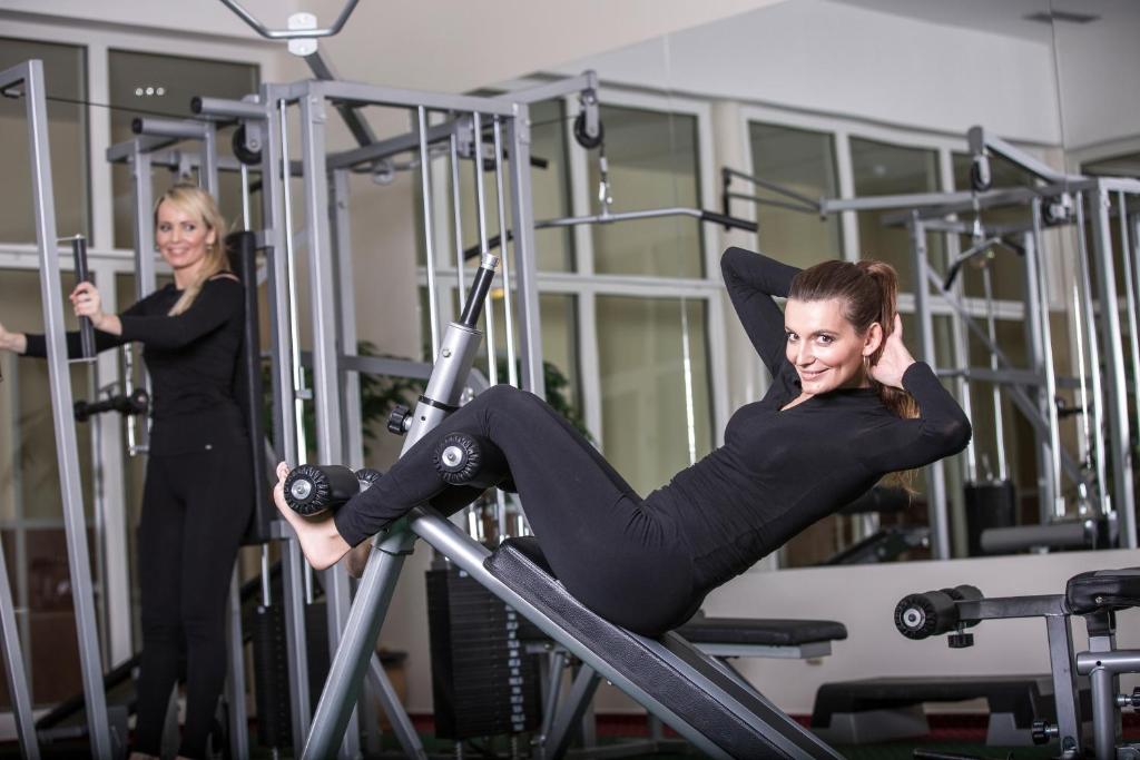 Fitness centrum a/nebo fitness zařízení v ubytování Hotel Vila Livia