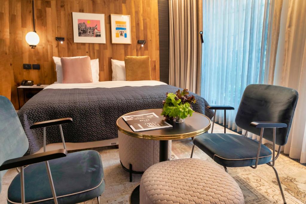 Postel nebo postele na pokoji v ubytování Fabric Hotel - an Atlas Boutique Hotel