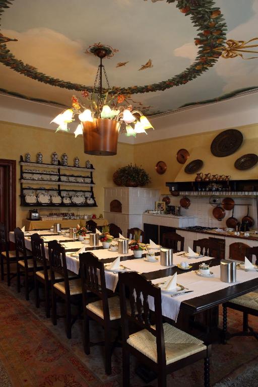 Restaurace v ubytování Casale in Collina