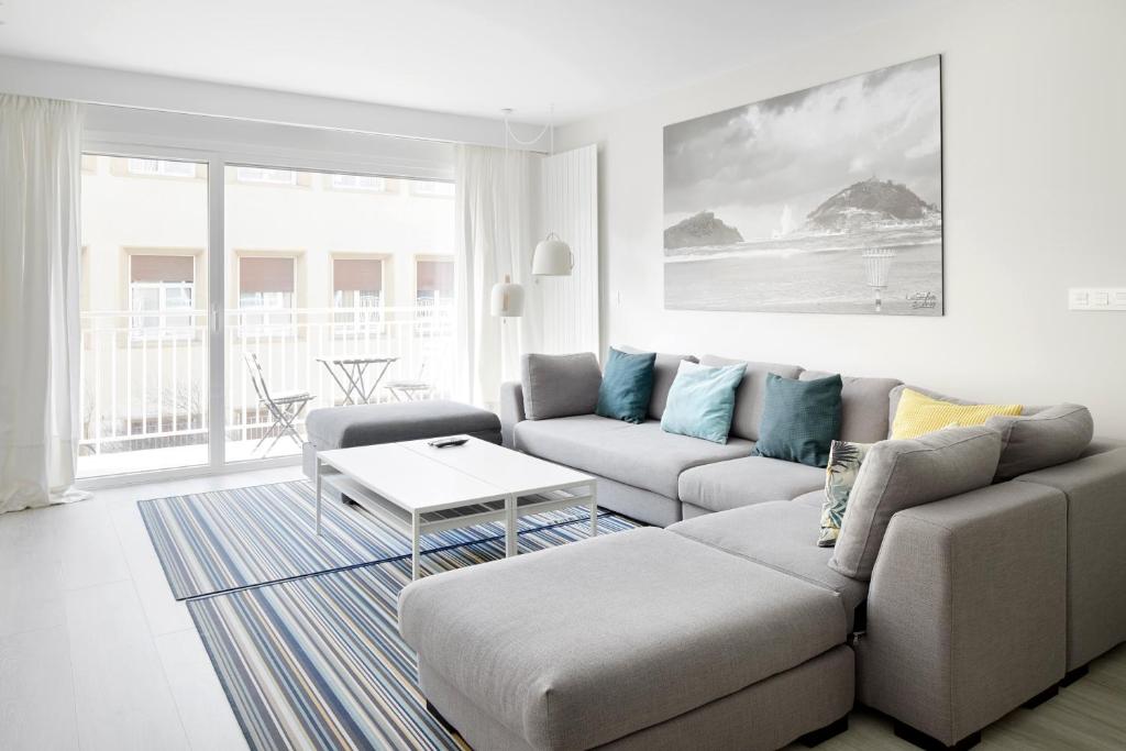 Posedenie v ubytovaní Kimu - Basque Stay