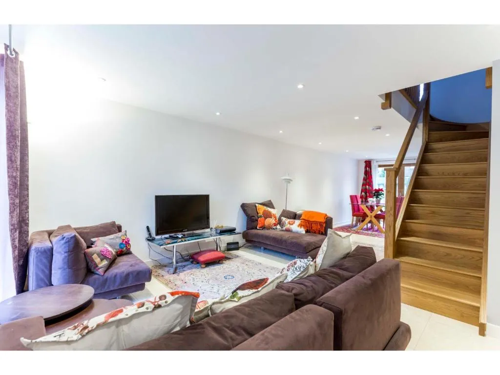 Newly built 3BR home minutes from Addenbrooke's, Cambridge, Marea Britanie