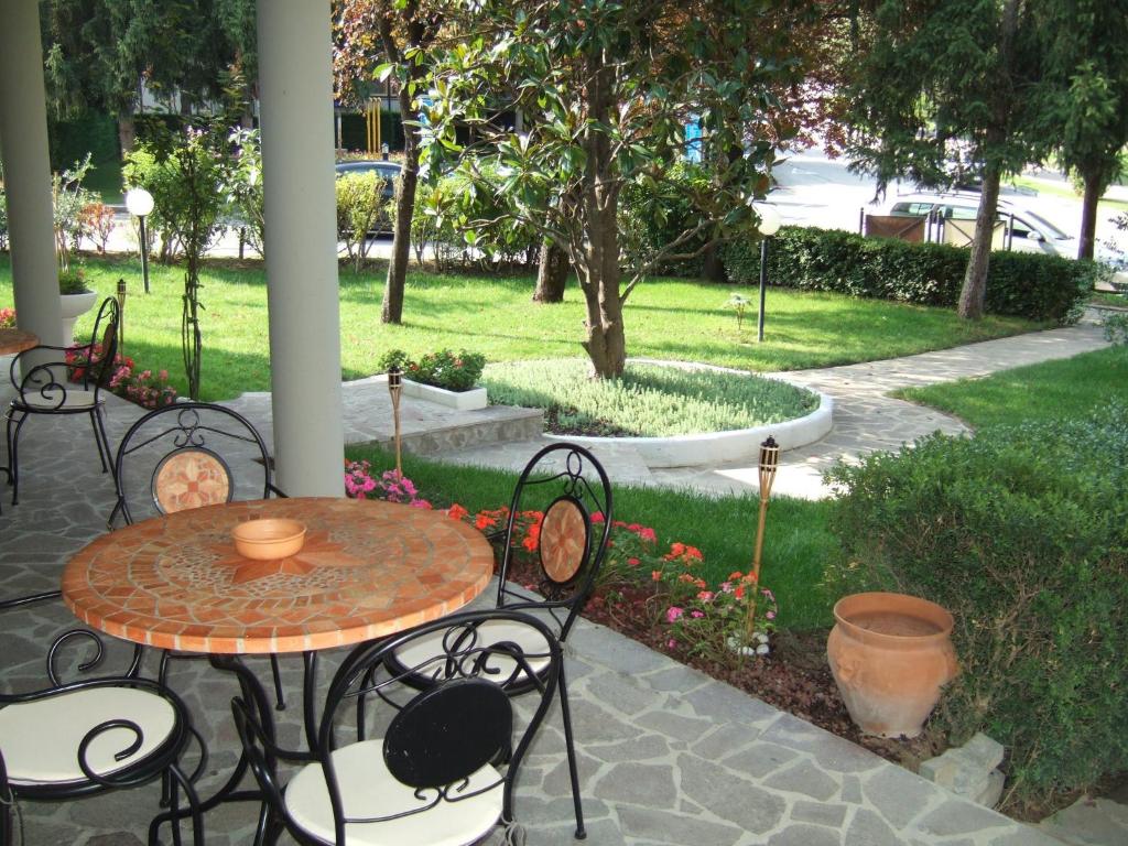 Zahrada ubytování Albergo Elvira