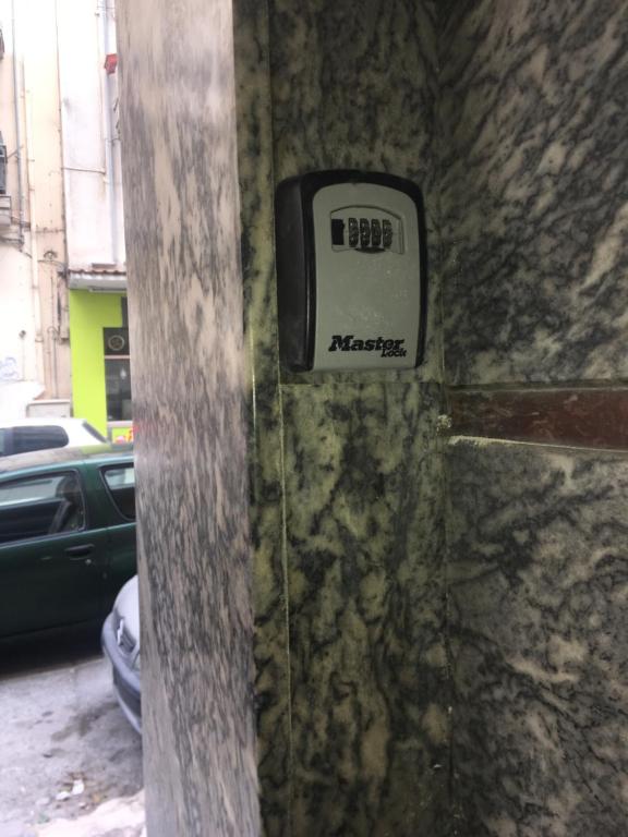 Fotografia z galérie ubytovania Sonias Central JACUZZI Apartment,100mbps v Solúne