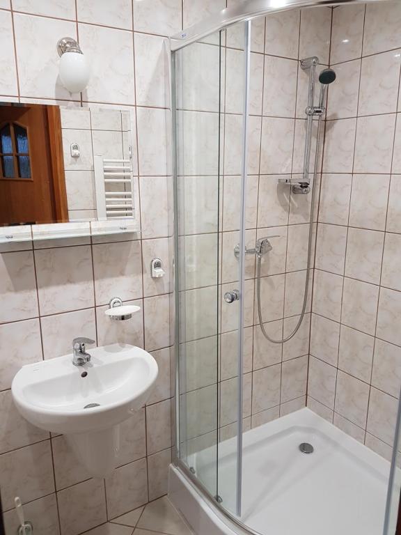 Kúpeľňa v ubytovaní Willa RYŚ