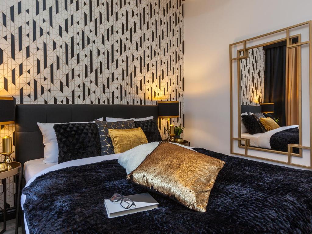 Golden Prague Rooms - Resim 35