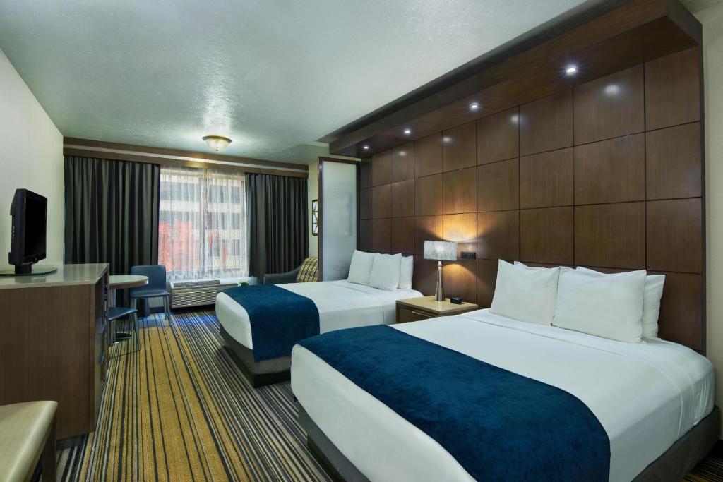 Oxford Suites Spokane Downtown - 
