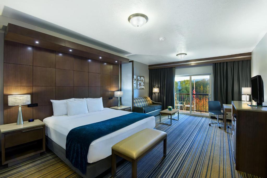 Oxford Suites Spokane Downtown - 