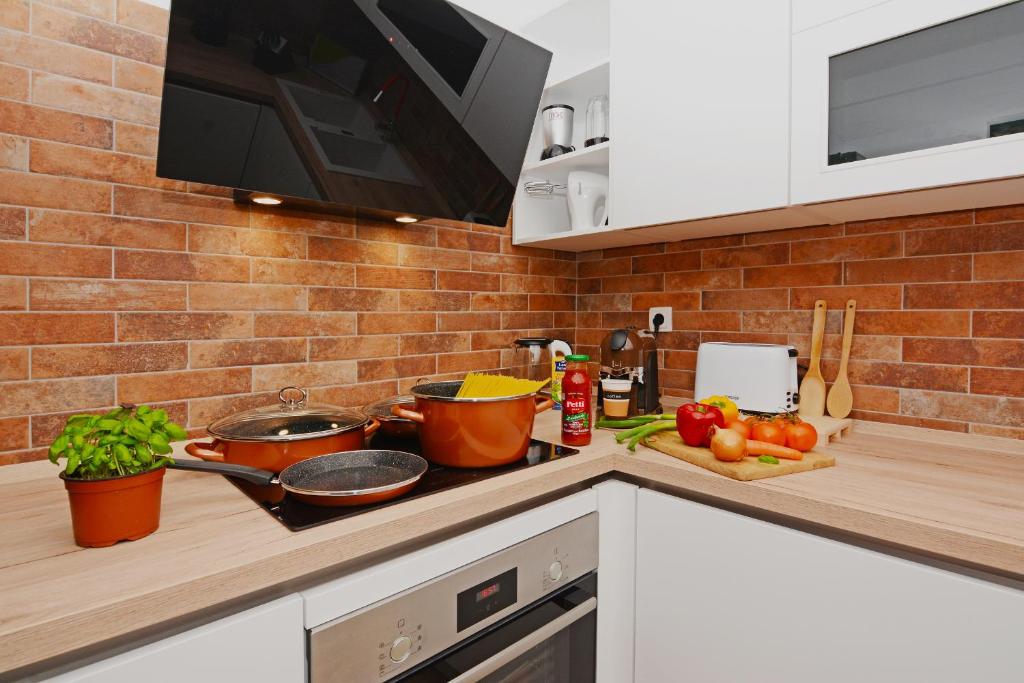 XY Suites - Design Apartments - 1