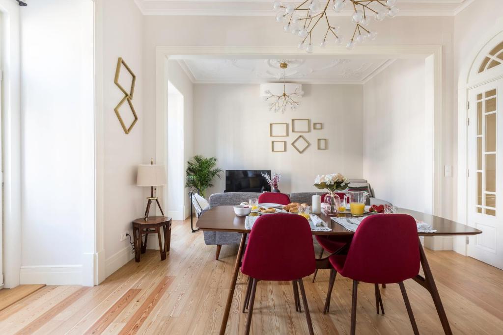 Cosy Marques de Pombal Apartment - 5