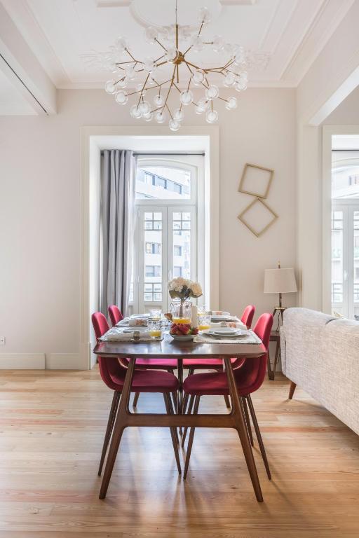 Cosy Marques de Pombal Apartment - 19