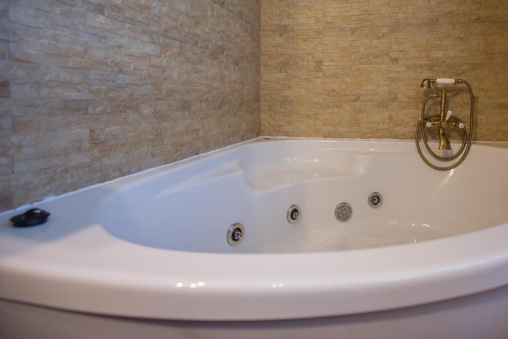 Jacuzzi Apartamentos Rurales Señora Clara Guadalajara