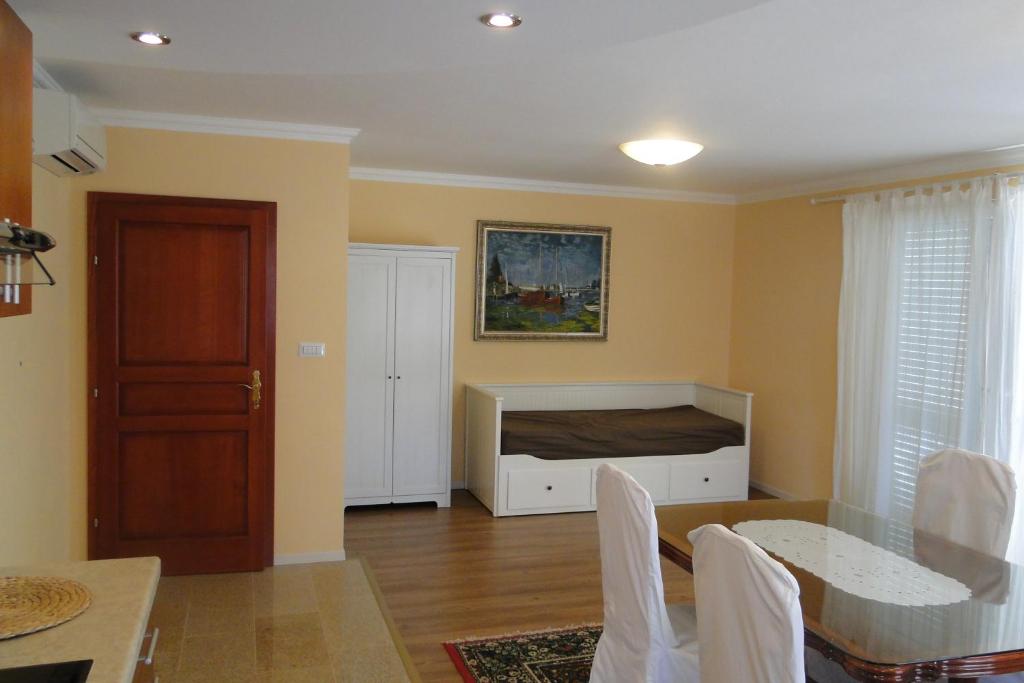 Apartments Villa Ela - 13