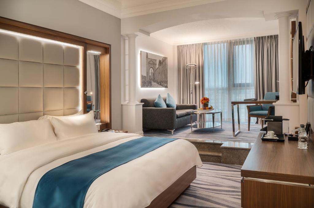 Landmark Amman Hotel & Conference Center - Executive Zimmer Mit Kingsize-Bett