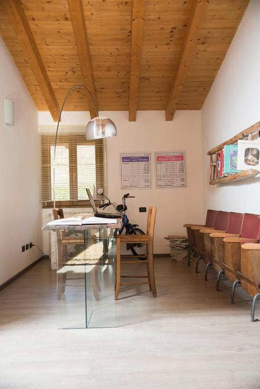 Fotografie z fotogalerie ubytování La Casa di Emy v destinaci Solto Collina