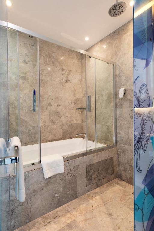 Um banheiro em Ibis Styles Istanbul Atasehir