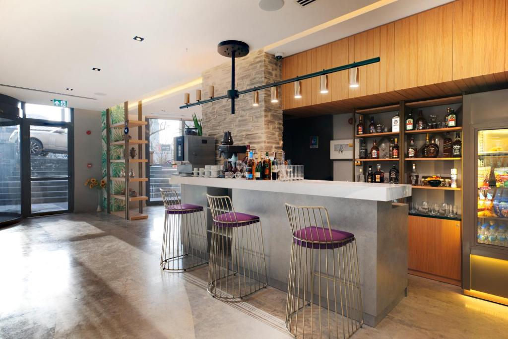 O lounge ou bar de Ibis Styles Istanbul Atasehir