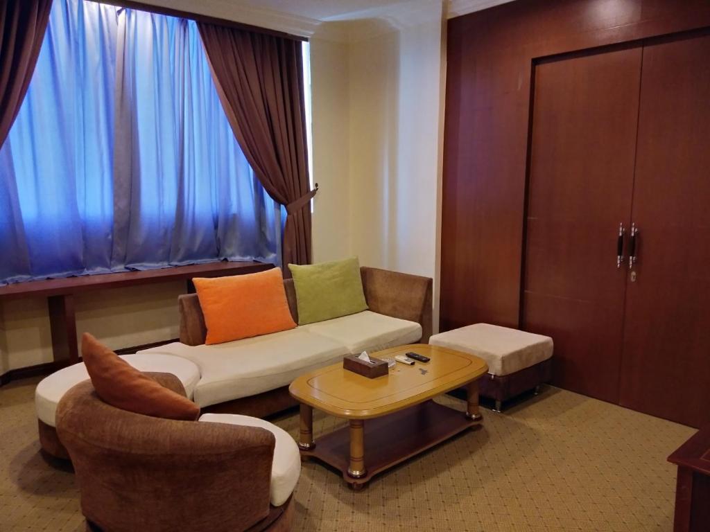 Posezení v ubytování King Park Hotel Tawau