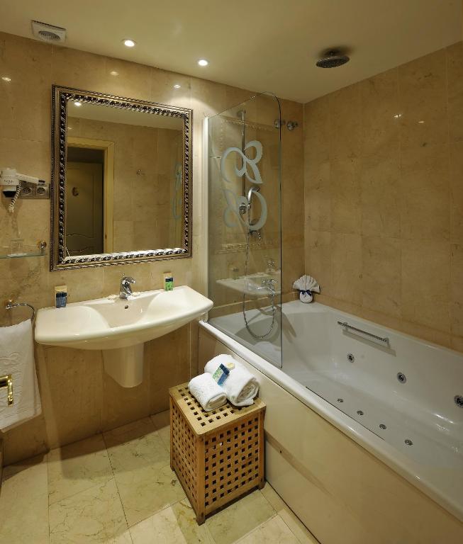 Hotel Roger de Llúria - Resim 26