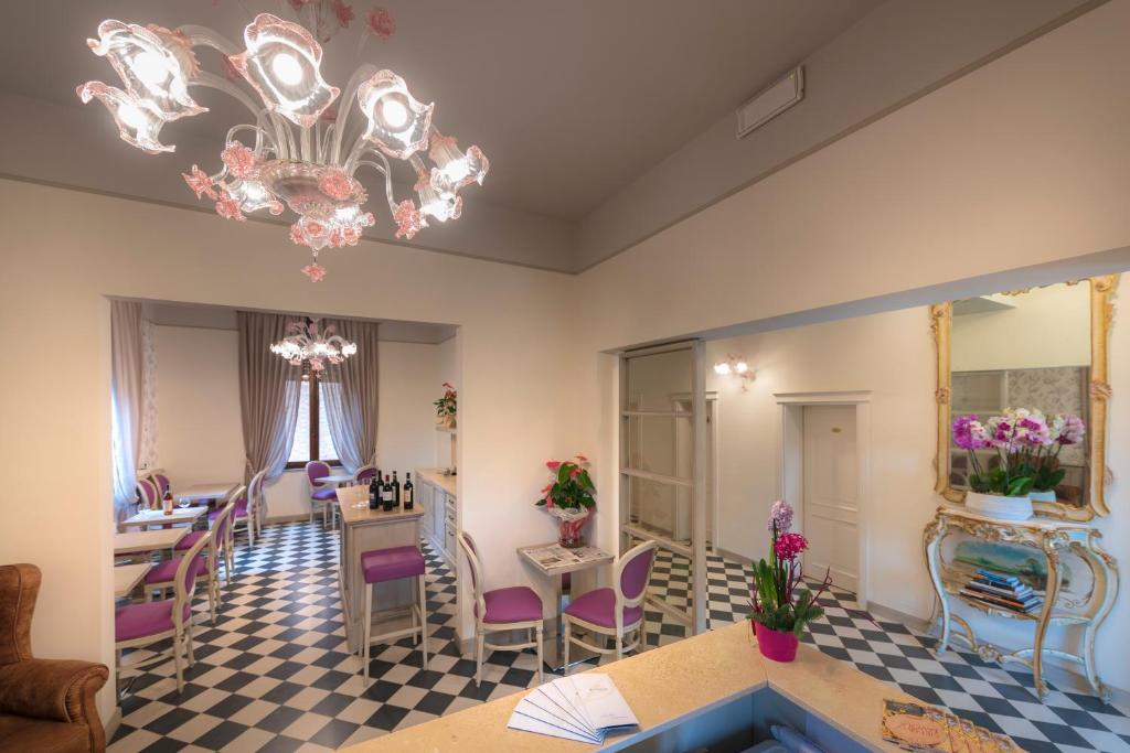 Posedenie v ubytovaní Villa Elda Boutique Hotel