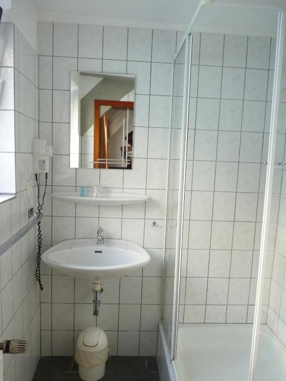 Koupelna v ubytování Hotel zur Krone