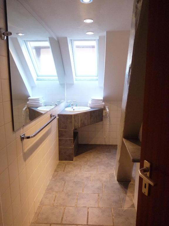 Koupelna v ubytování Hotel zur Krone